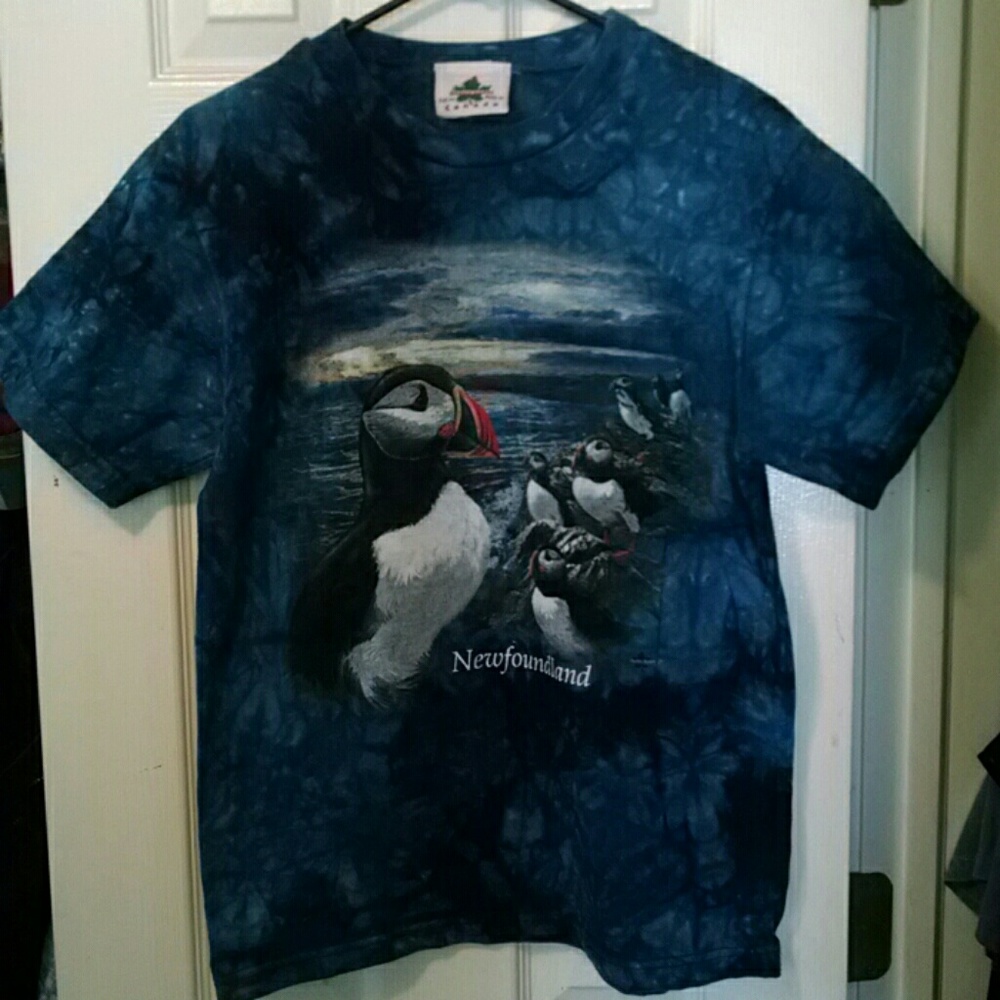 Canadian  T-shirt